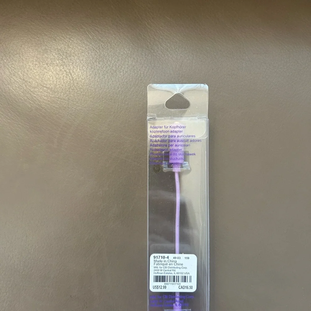 Glittery 💜purple Lightning to 3.5mm headphone Jack Adapter